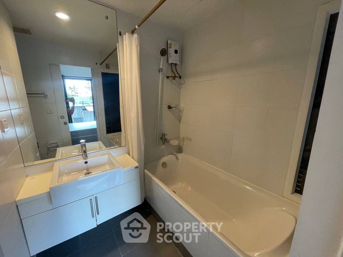 picture 2-BR Condo at The Seed Mingle Sathorn-Suanplu near BTS Sala Daeng (ID 1882764) - 2/11