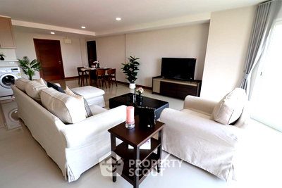 Condos for sale : 2-BR Condo at Grand View Condo close to Baan Amphur (ID 2092979)