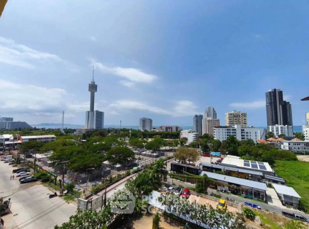 picture 3-BR Condo at View Talay Residence 5 Pratumnak close to Phratamnak (ID 2160366) - 8/8