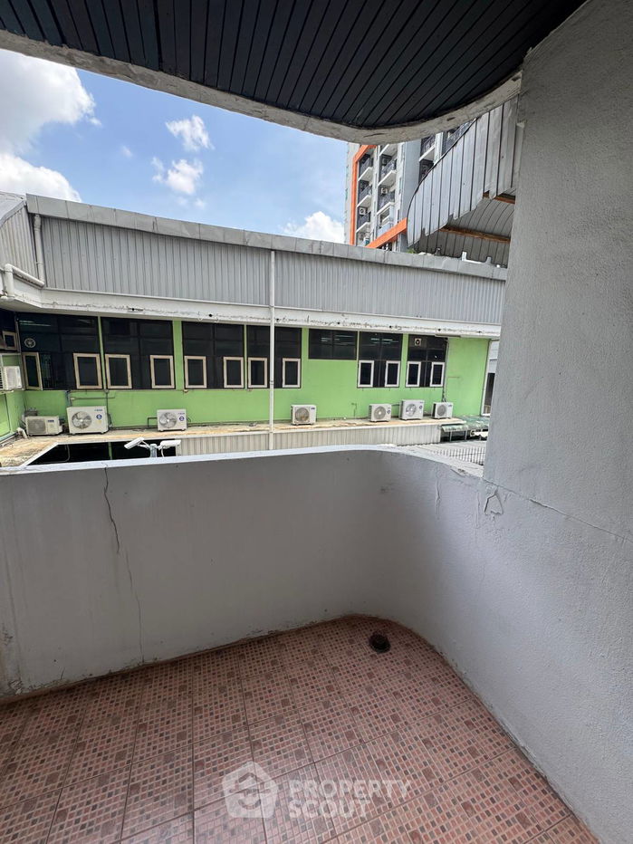 รูป คอนโด 3-ห้องนอน ที่ กรีน พีซ แมนชั่น ใกล้ MRT กำแพงเพชร (ID 2140343) - รูปที่ 14/17
