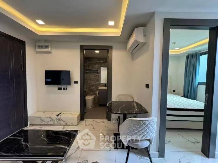 picture 1-BR Condo at The Peak Towers close to Phratamnak (ID 2136877) - 6/14