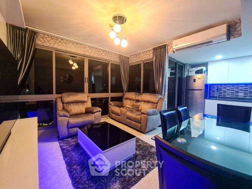 รูป คอนโด 2-ห้องนอน ที่ อคาเดีย มิลเลนเนียม ทาวเวอร์ ใกล้ พัทยาใต้ (ID 2136752) - รูปที่ 3/12