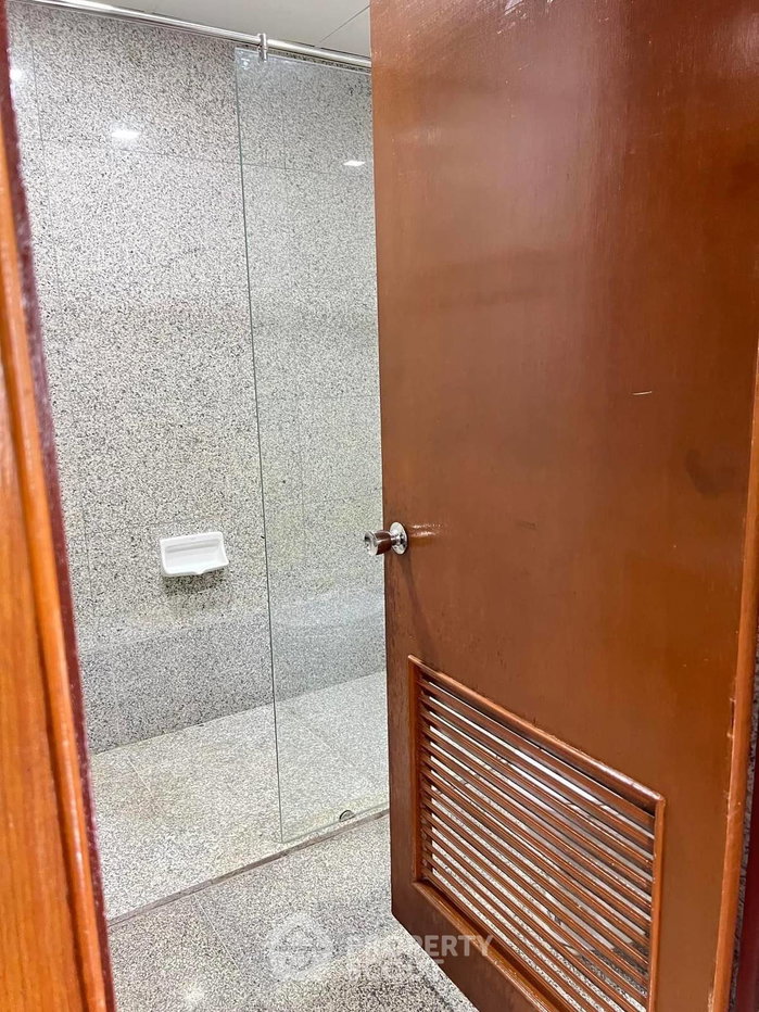 รูป คอนโด 2 ห้องนอน 90 ตร.ม. ใน Wittayu Complex ใกล้ BTS เพลินจิต (เลี้ยงสัตว์ได้) (ID 1573954) - รูปที่ 11/32
