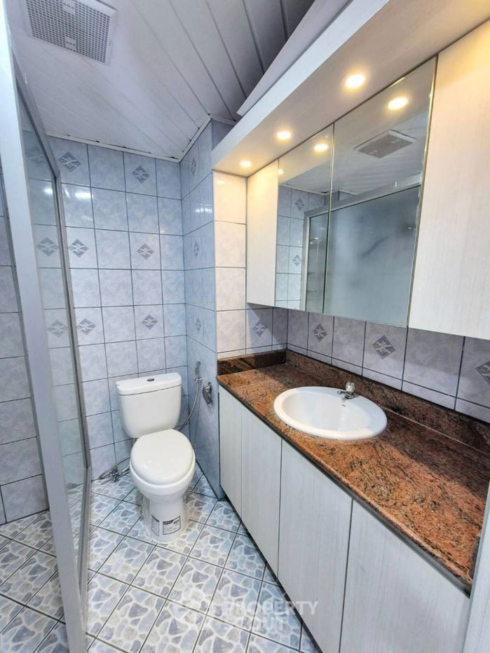 picture 1-BR Condo at View Talay 2 Condominium Jomtien close to Pattaya South (ID 1928372) - 6/7