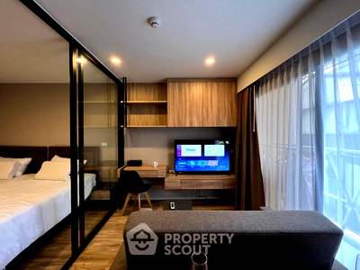 Condos for rent : 1-BR Condo at Blossom Condo @ Sathorn-Charoenrat near BTS Surasak (ID 1881091)
