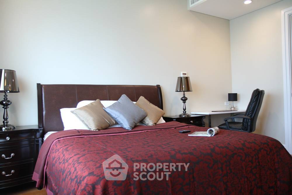 picture 15th-Floor 1-BR At Bright Sukhumvit 24 Condominium Near BTS Phrom Phong (ID 2111877) - 11/17