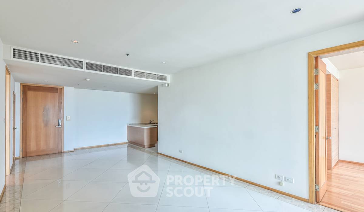 picture 2-BR Condo at The Empire Place near BTS Saint Louis (ID 1940765) - 8/14