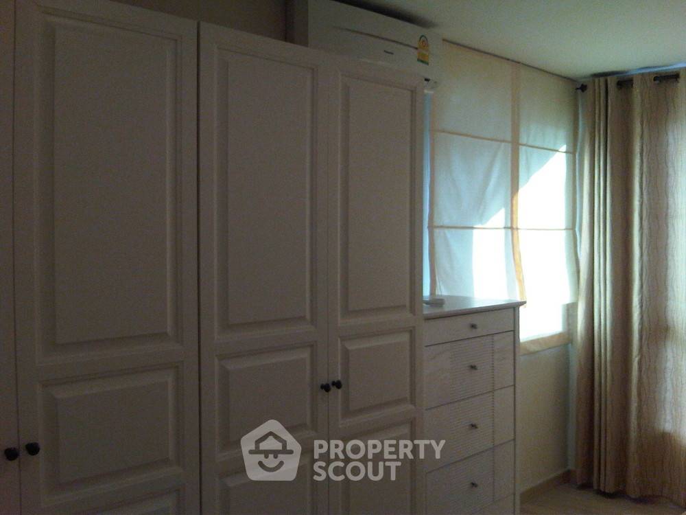 picture 1-BR Condo at Life @ Sathorn 10 near BTS Saint Louis (ID 300589) - 1/5