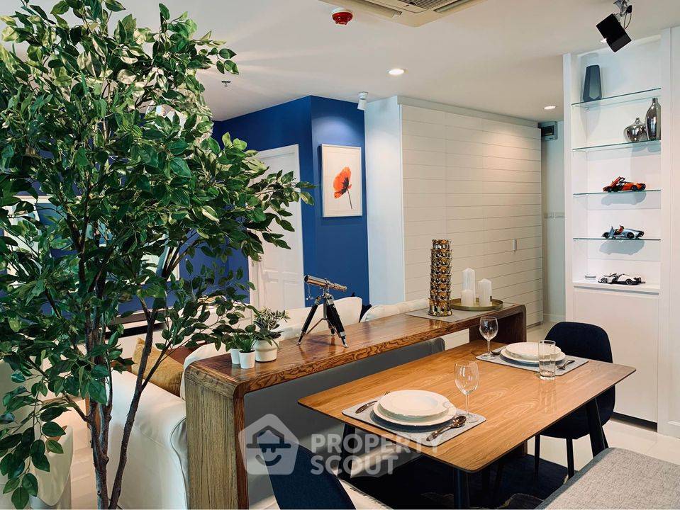 picture 2-BR Condo at Sukhumvit Living Town near MRT Phetchaburi (ID 476297) - 5/24
