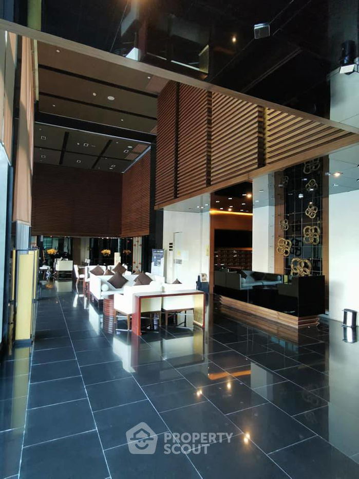 picture 2-BR Condo at The Address Sathorn near BTS Saint Louis (ID 1579232) - 14/14