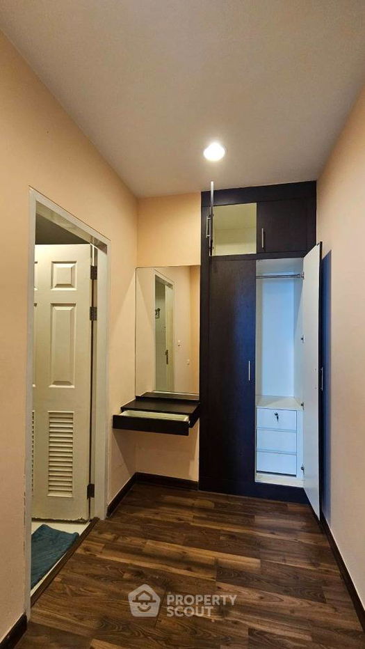 picture 2-BR Condo at Chewathai Ratchaprarop near BTS Victory Monument (ID 1515325) - 8/17