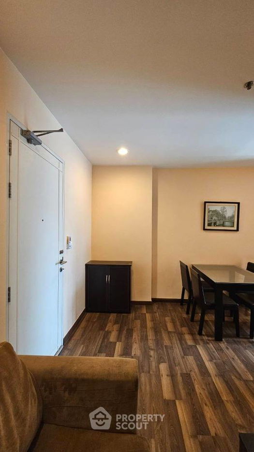 picture 2-BR Condo at Chewathai Ratchaprarop near BTS Victory Monument (ID 1515325) - 3/17