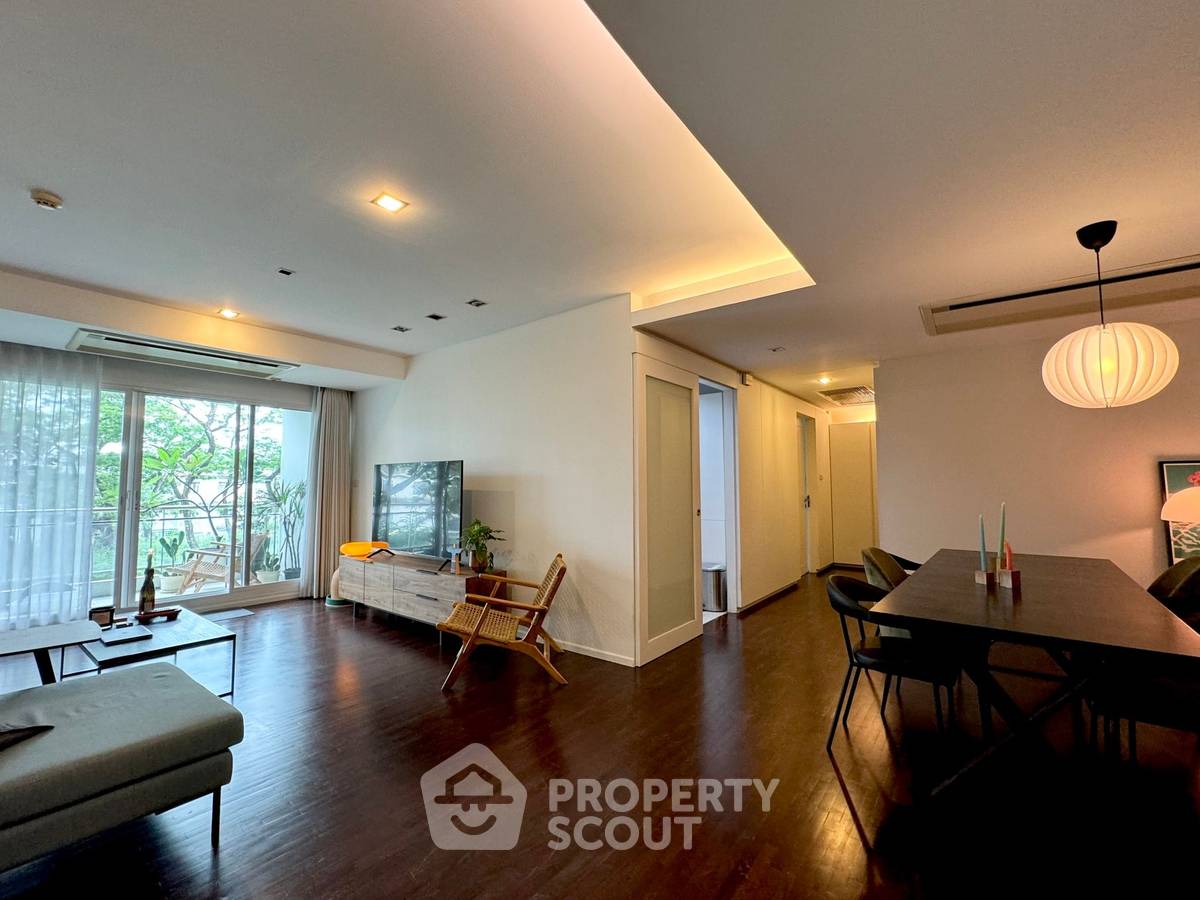 รูป คอนโด 2-ห้องนอน ที่ สุพรีม อิลิแกนซ์ คอนโดมิเนียม ใน ทุ่งมหาเมฆ (ID 1541461) - รูปที่ 1/11