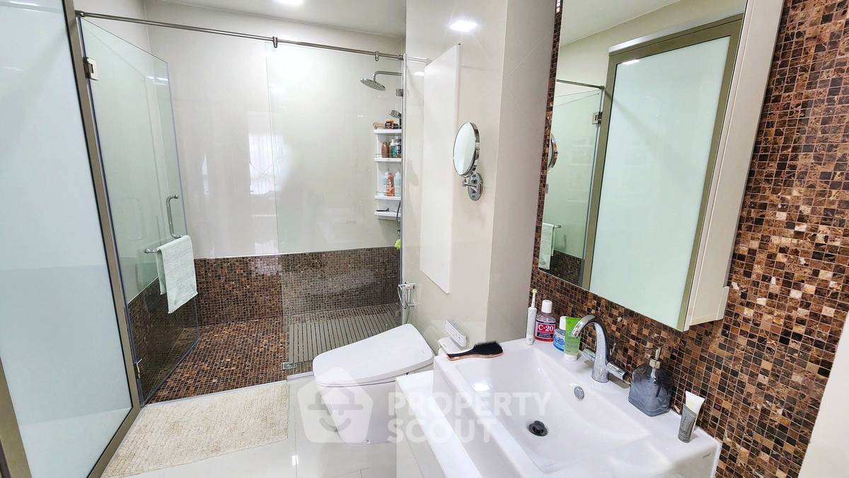 picture 1-BR Condo at The Sanctuary Wongamat close to Sanctuary of Truth (ID 2140654) - 11/14