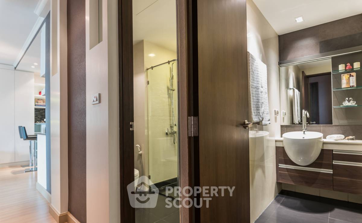 picture 2-BR Condo at Sky Walk Residences near BTS Phra Khanong (ID 1801589) - 18/24