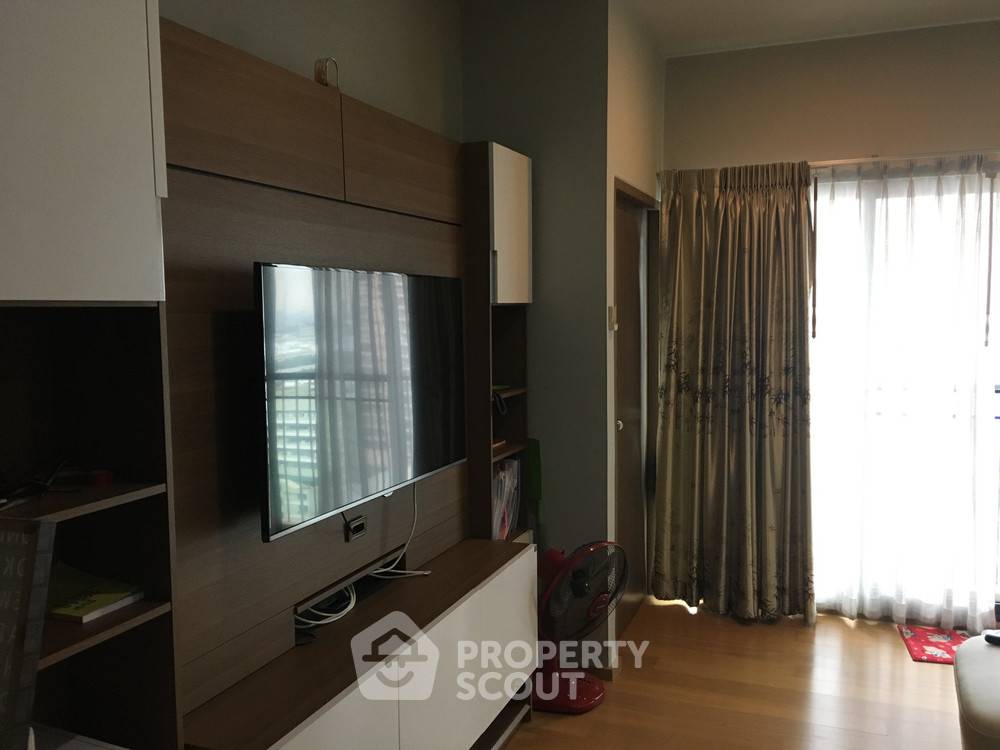 รูป คอนโด 1-ห้องนอน ที่ โนเบิล รีเวนต์ ใกล้ BTS พญาไท (ID 384520) - รูปที่ 3/8
