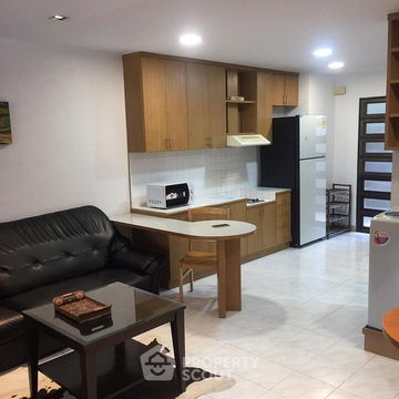 คอนโด 1-ห้องนอน ที่ ศุภาลัย เพลส สุขุมวิท 39 ใกล้ BTS พร้อมพงษ์ (ID 560346)