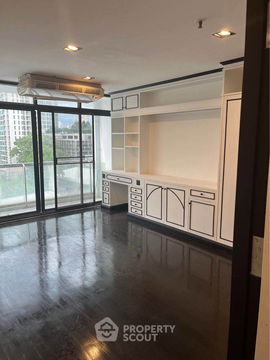 2-BR Condo at Baan Prompong Condominium near MRT Phetchaburi (ID 1212656)