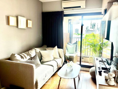 1-BR Condo at Condolette Dwell Sukhumvit 26 near BTS Phrom Phong (ID 2181074)