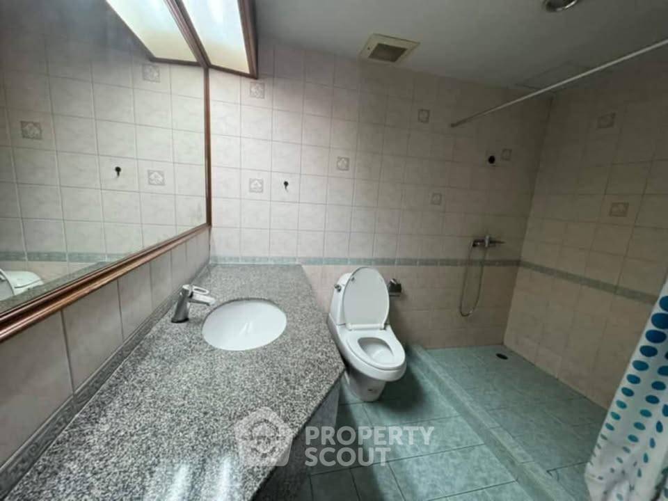 รูป คอนโด 2-ห้องนอน ที่ อโศก เพลส ใกล้ MRT สุขุมวิท (ID 2132076) - รูปที่ 6/13