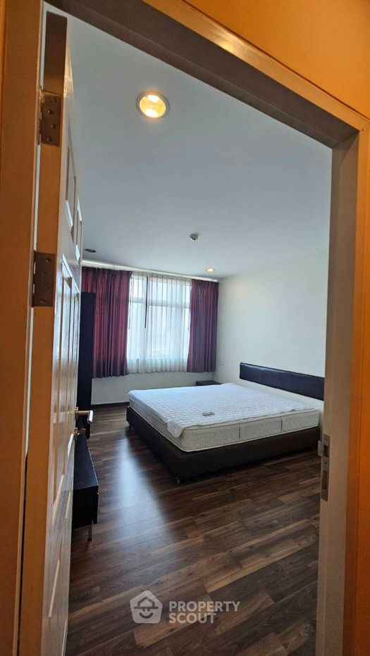 picture 2-BR Condo at Chewathai Ratchaprarop near BTS Victory Monument (ID 1515325) - 12/17