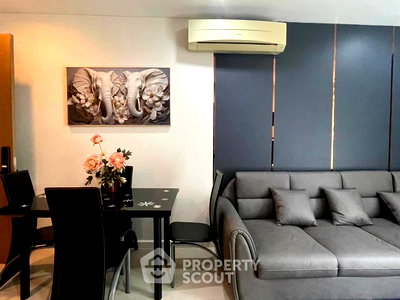 Condos for sale : 1-BR Condo at The Seacraze Condominium Hua Hin close to Khao Takiab beach (ID 1161647)