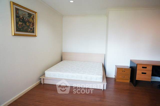 picture 2-BR Condo at Grand Park View Asoke near MRT Sukhumvit (ID 884563) - 4/5