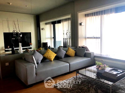Condos for sale : 2-BR Condo at The Met Sathorn near BTS Chong Nonsi (ID 925403)