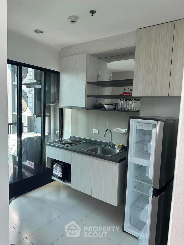 picture Studio Condo at The Base Park West Sukhumvit 77 near BTS On Nut (ID 1541141) - 4/8