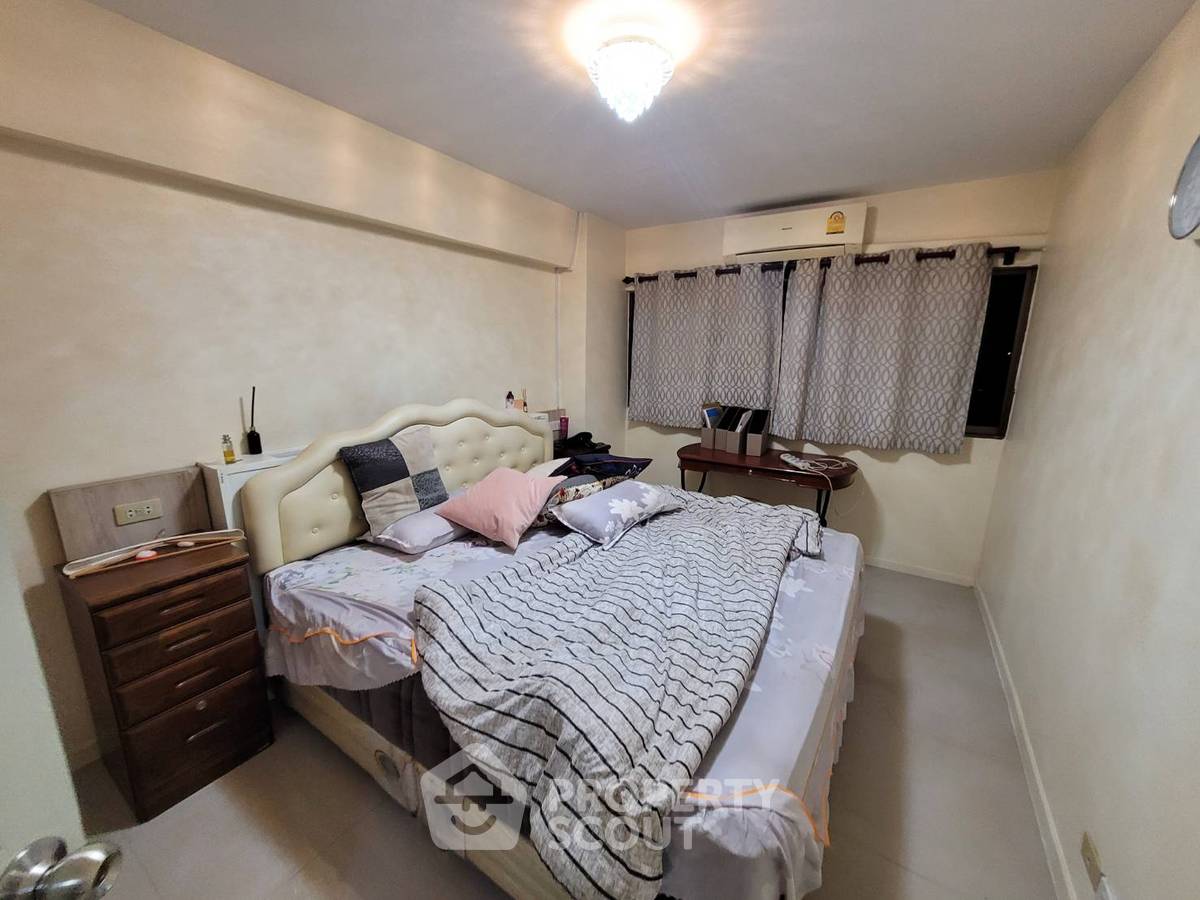 รูป คอนโด 1-ห้องนอน ที่ ทองหล่อ ทาวเวอร์ คอนโดมิเนียม ใกล้ BTS ทองหล่อ (ID 372468) - รูปที่ 3/6