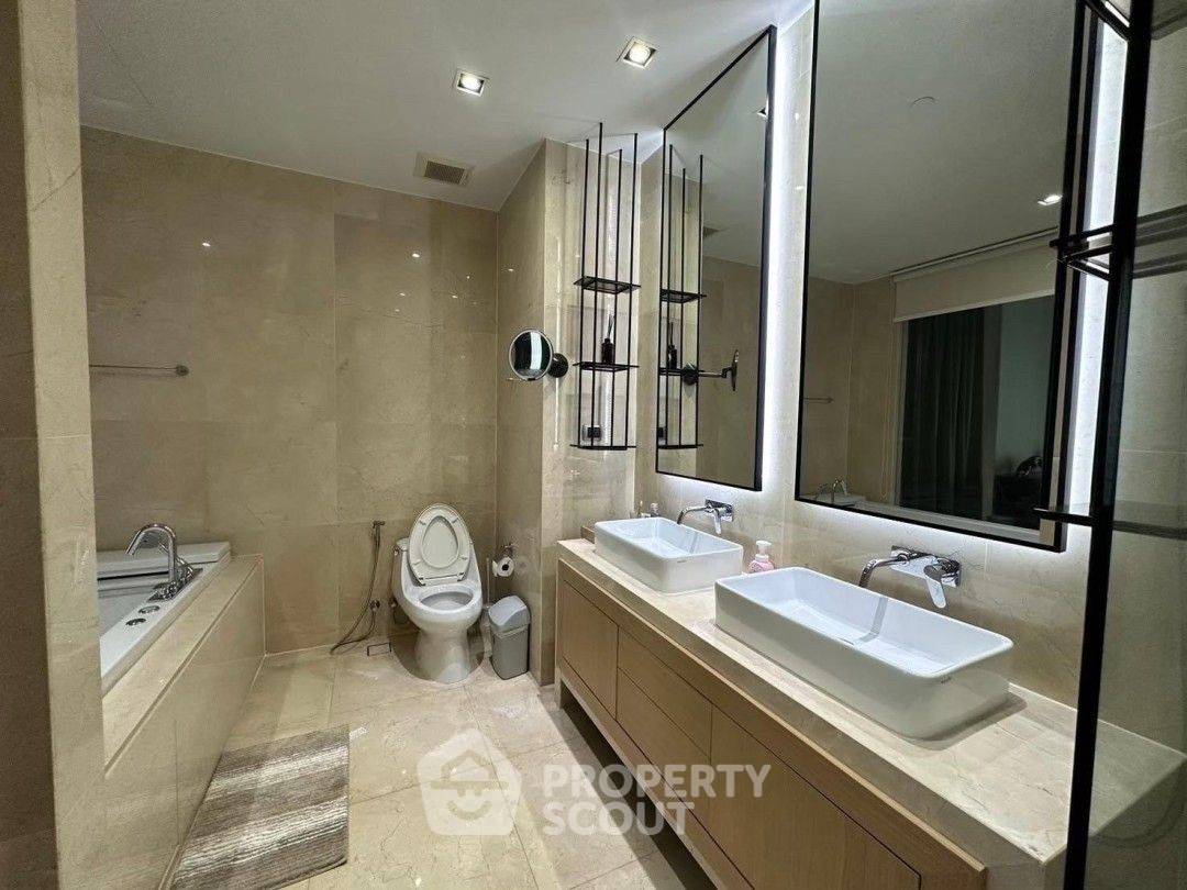 รูป คอนโด 3-ห้องนอน ที่ มาร์ค สุขุมวิท 39 ใกล้ BTS พร้อมพงษ์ (ID 1942969) - รูปที่ 4/5