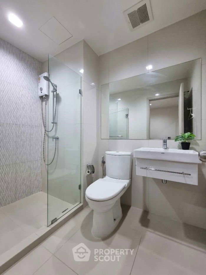 picture 1-BR Condo at Life Sukhumvit 48 near BTS Phra Khanong (ID 1604323) - 7/11