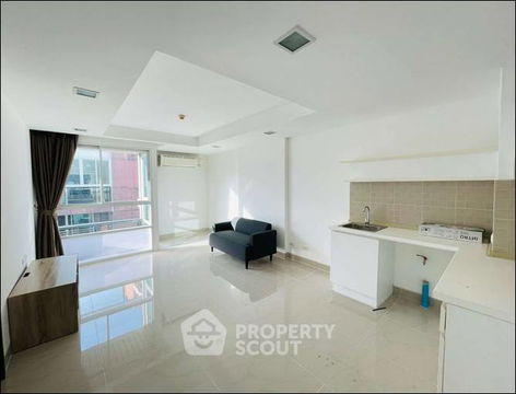 1-BR Condo at D Condo Ratchada 19 near MRT Ratchadaphisek (ID 1924049)