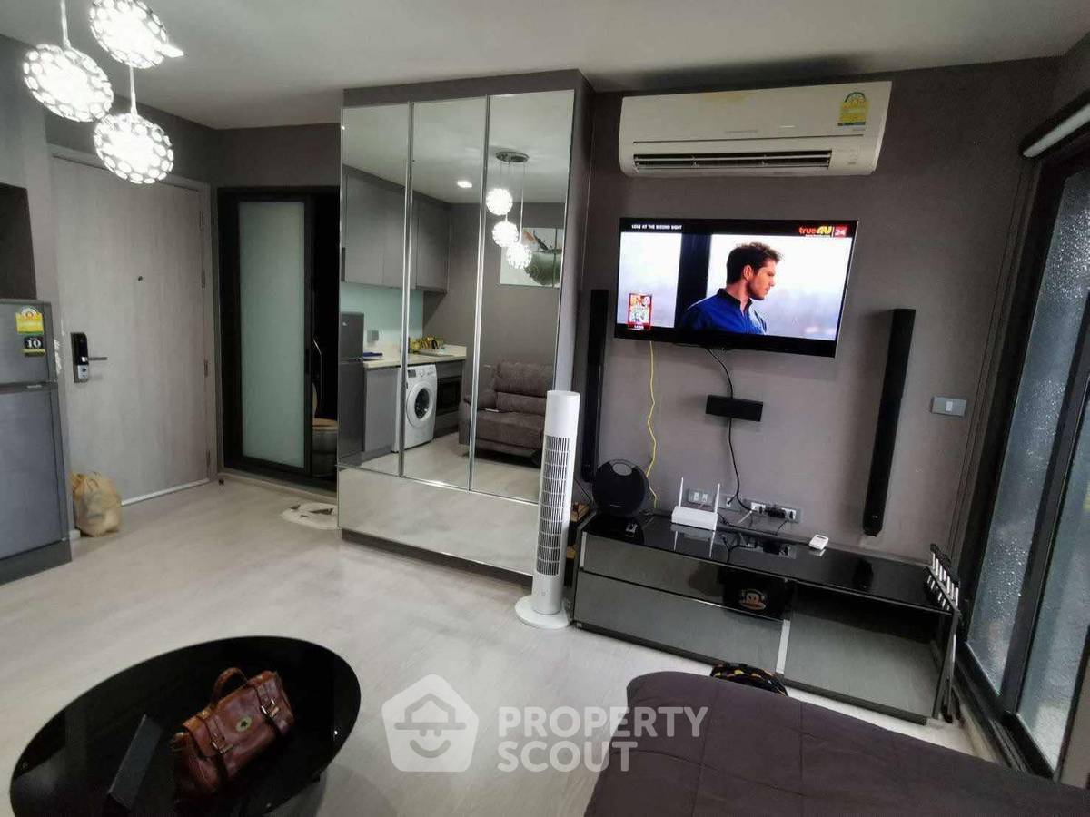 รูป คอนโด 1-ห้องนอน ที่ ริทึ่ม สุขุมวิท 36-38 ใกล้ BTS ทองหล่อ (ID 2026730) - รูปที่ 1/8