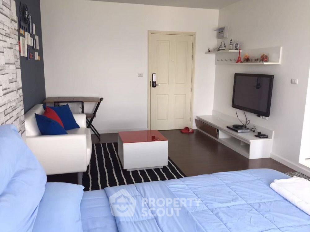 picture 1-BR Condo at Baan Kiang Fah in Nong Kae (ID 1069682) - 1/11