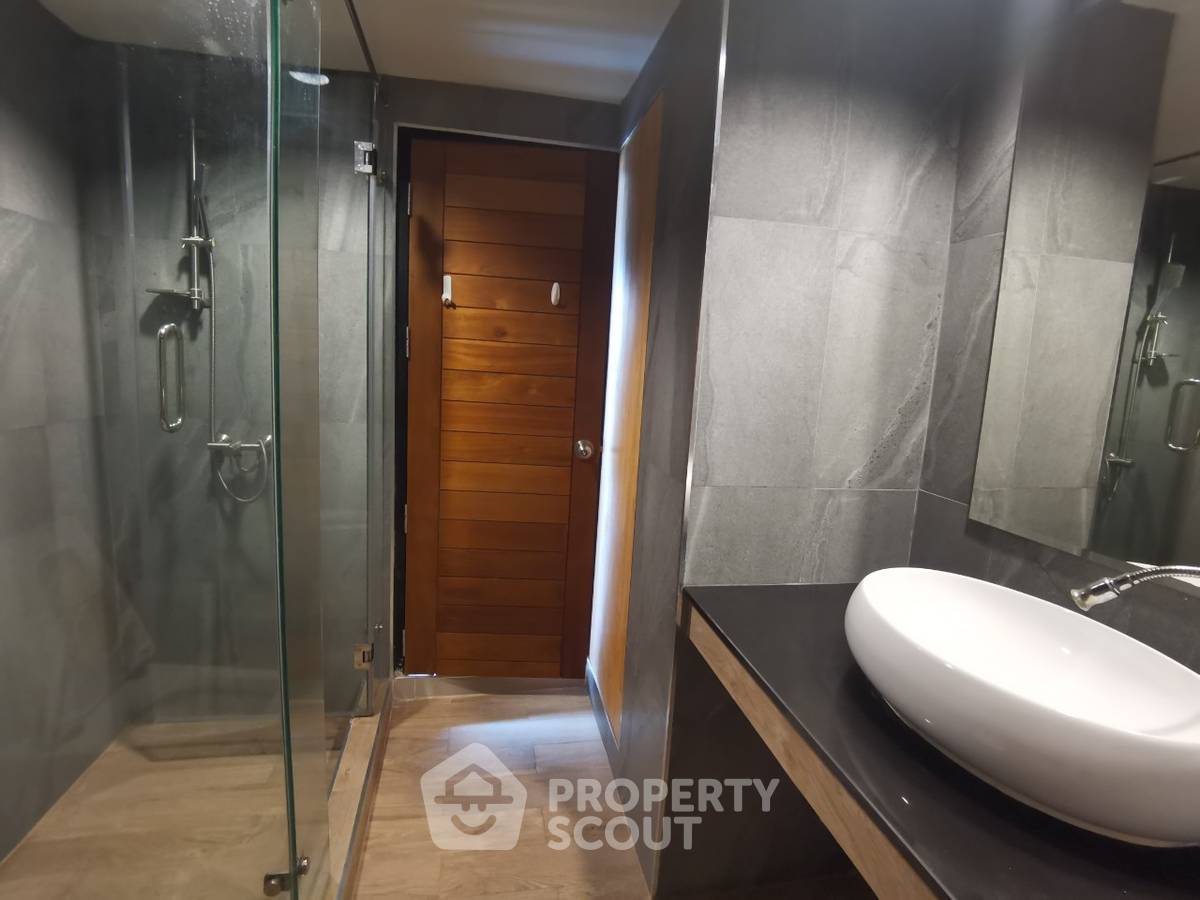 รูป คอนโด 2-ห้องนอน ที่ บ้าน สมถวิล คอนโดมิเนียม ใกล้ BTS ราชดำริ (ID 513728) - รูปที่ 11/14