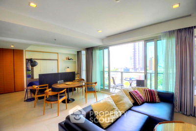 Condos for sale : 1-BR Condo at The River Condominium near BTS Saphan Taksin (ID 512861)