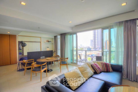 1-BR Condo at The River Condominium near BTS Saphan Taksin (ID 512861)