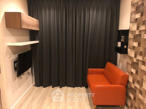 1-BR Condo at Quinn Condo Ratchada 17 near MRT Sutthisan (ID 1338052)