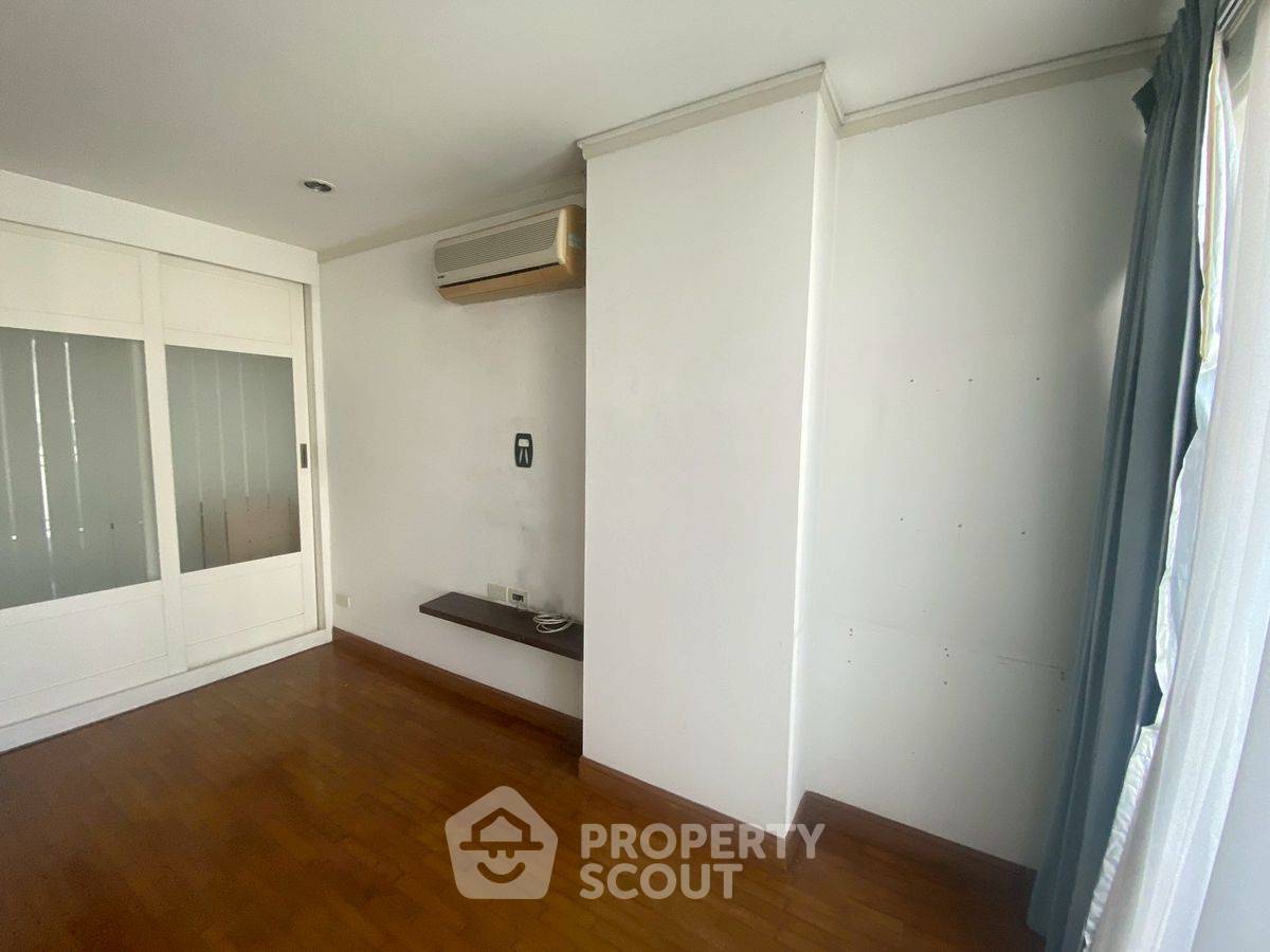 picture 3-BR Condo at Baan Siri Sathorn Suanplu Condominium close to Naradhiwas Rajanagarindra (ID 2088213) - 5/48