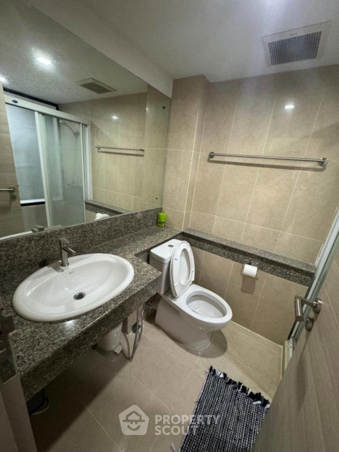 picture 2-BR Condo at River Heaven Chareonkrung in Bang Kho Laem (ID 1497433) - 4/15