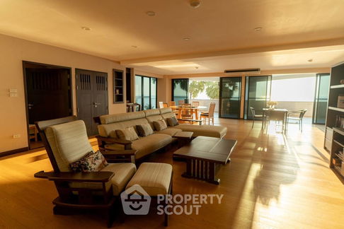 3-BR Condo at Cha-am Beach Club close to Cha-Am Beach (ID 1110924)
