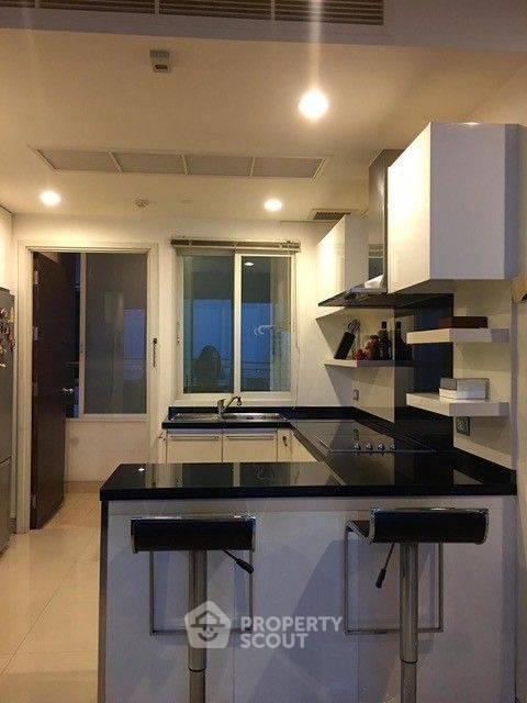 picture 3-BR Condo at Watermark Chaophraya near BTS Krung Thon Buri (ID 947877) - 5/15