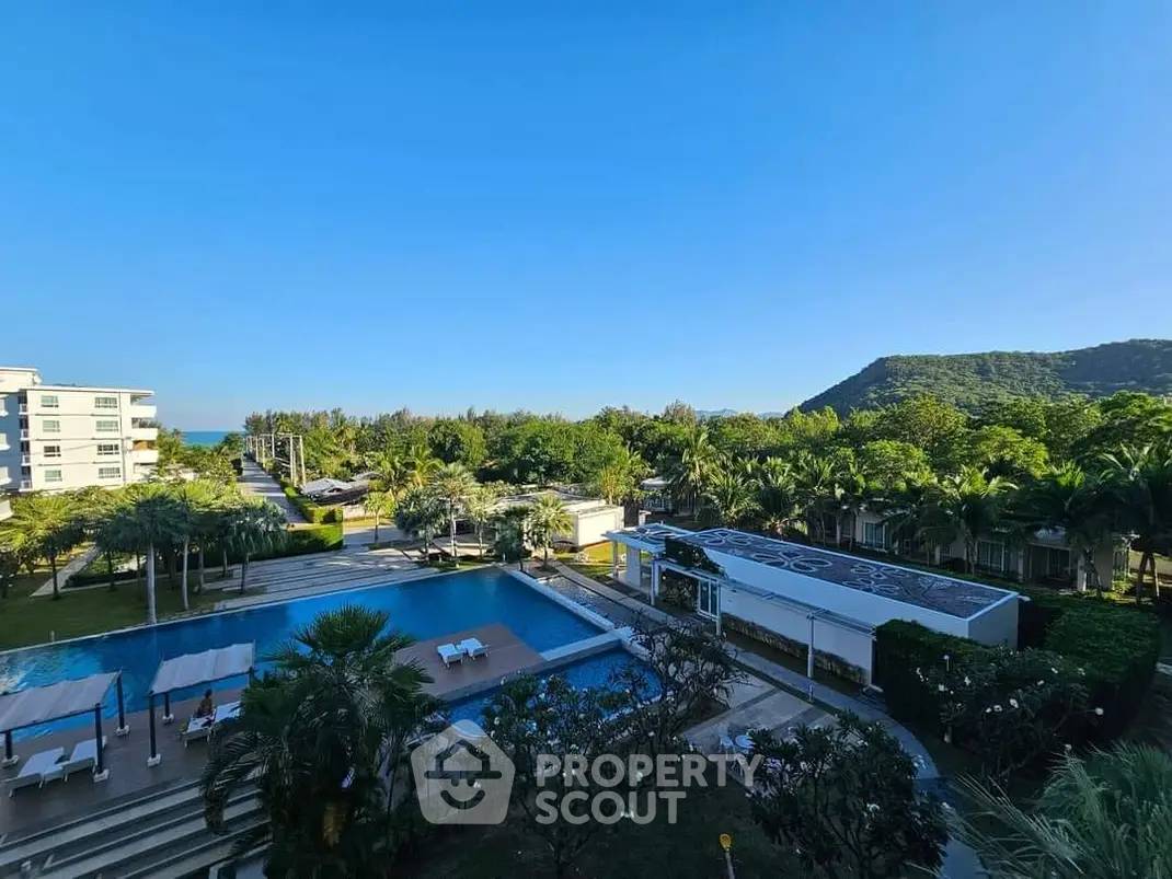 picture 2-BR Condo at The Sea Condominium Phase 3 in Sam Roi Yot (ID 1540421) - 1/22