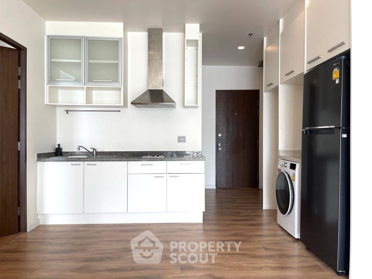 picture 1-BR Condo at The Trendy Condominium near BTS Nana (ID 977118) - 10/22