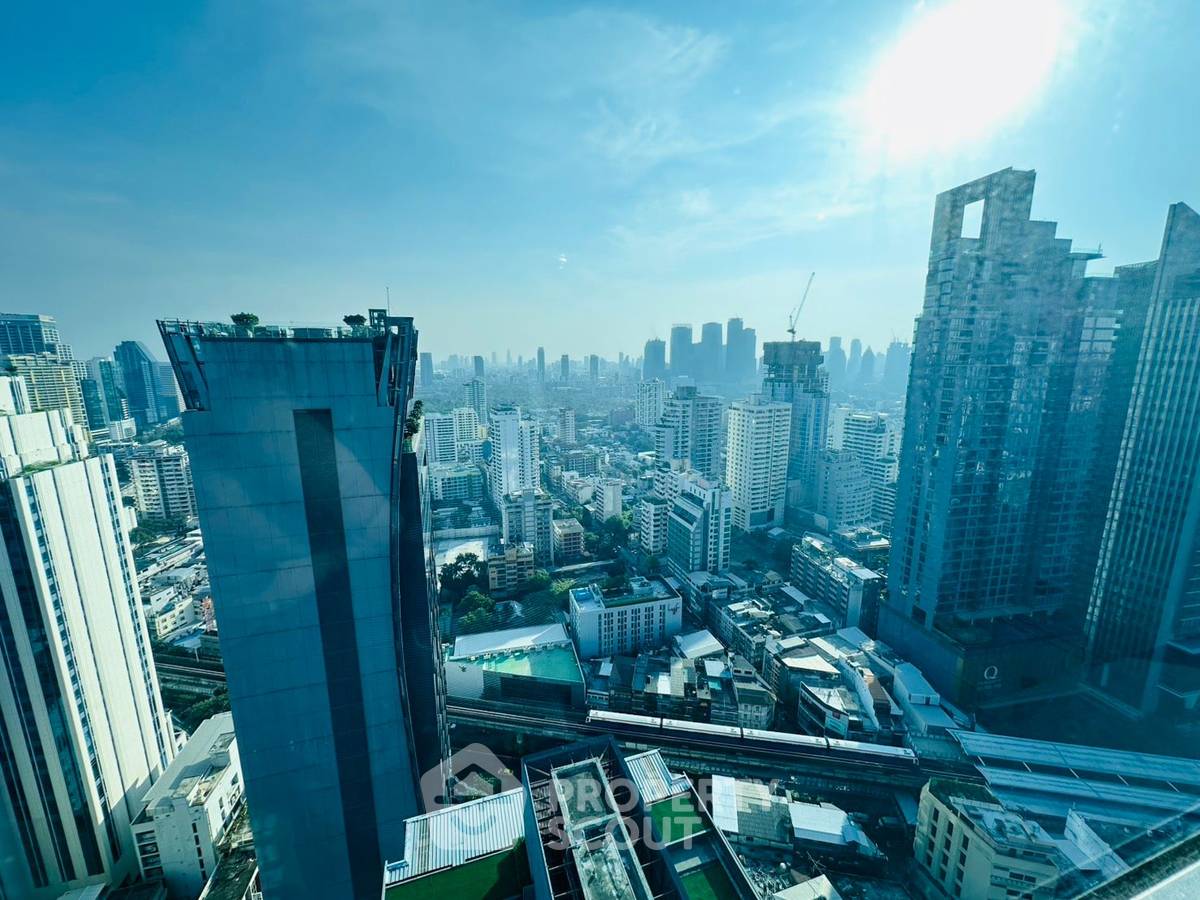 รูป คอนโด 3-ห้องนอน ที่ ไฮด์ สุขุมวิท 13 คอนโดมิเนี่ยม ใกล้ BTS นานา (ID 2060900) - รูปที่ 14/14