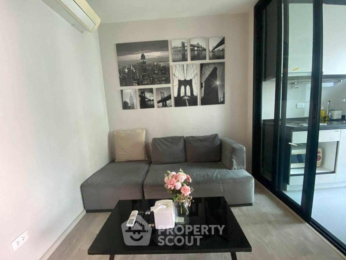 picture 1-BR Condo at The Base Central Pattaya close to Central Festival Pattaya (ID 2140002) - 1/7