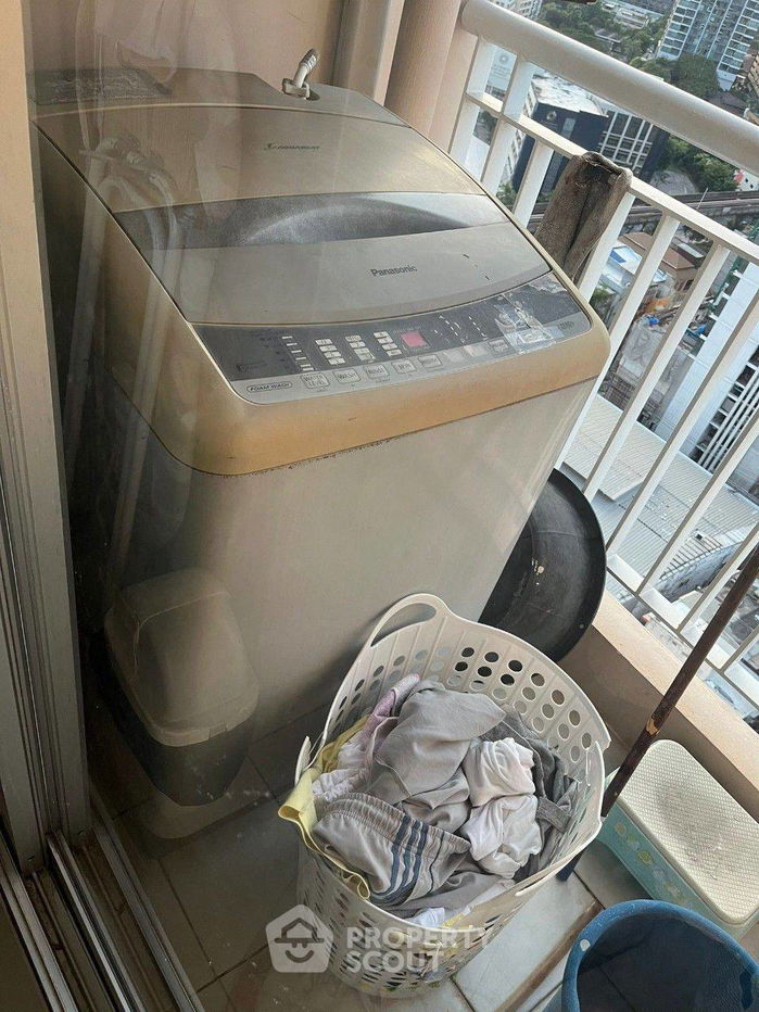 picture 1-BR Condo at Life @ Sukhumvit 65 near BTS Phra Khanong (ID 1945964) - 8/16