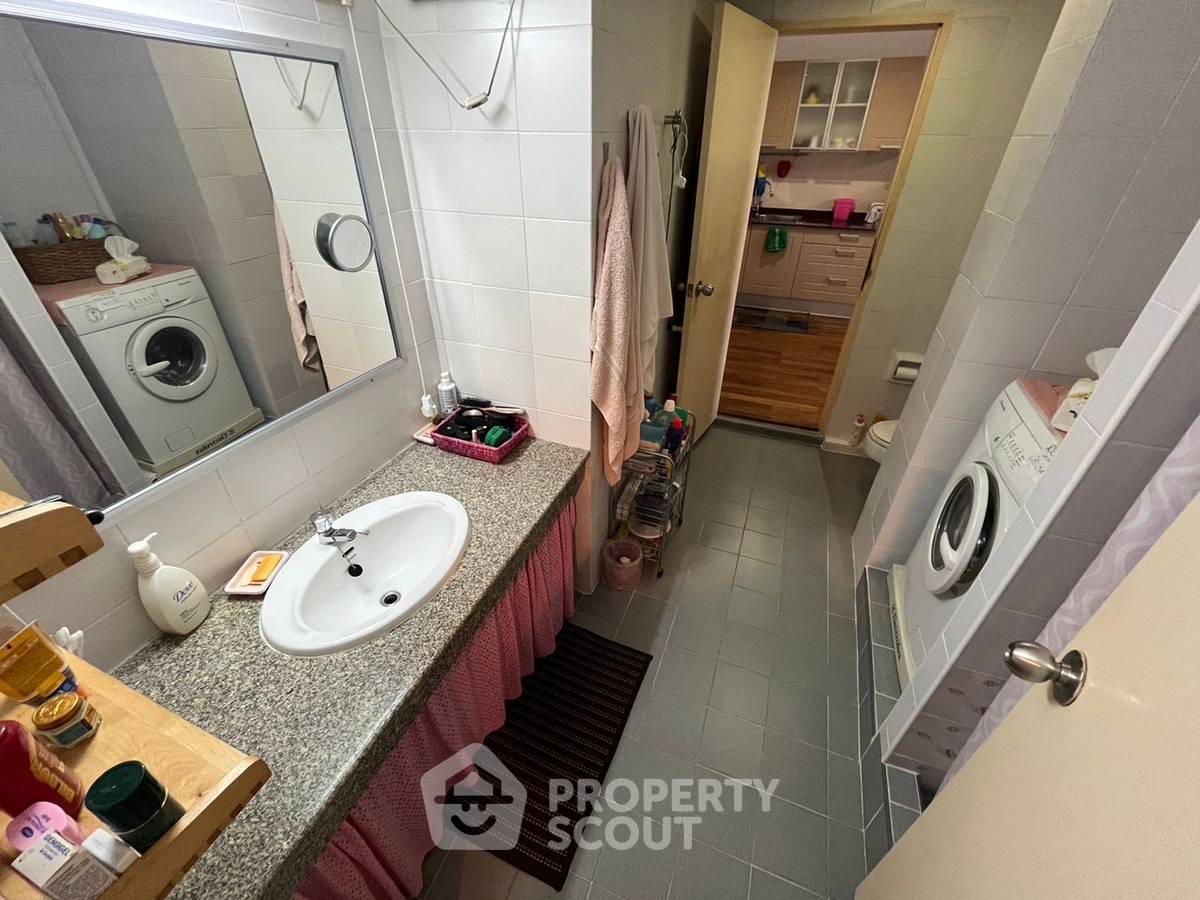 picture 1-BR Seaview Condo at Seaview Paradise Hua Hin (ID 1448707) - 8/15
