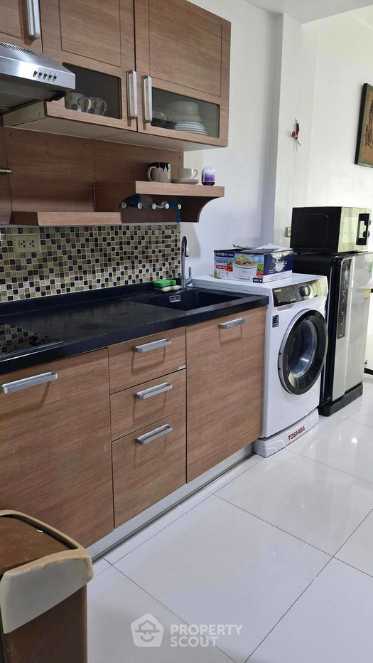 picture Studio Condo at View Talay 8 Condominium Jomtien close to Jomtien Beach (ID 1855869) - 12/17
